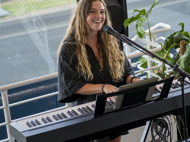 Claudia singing